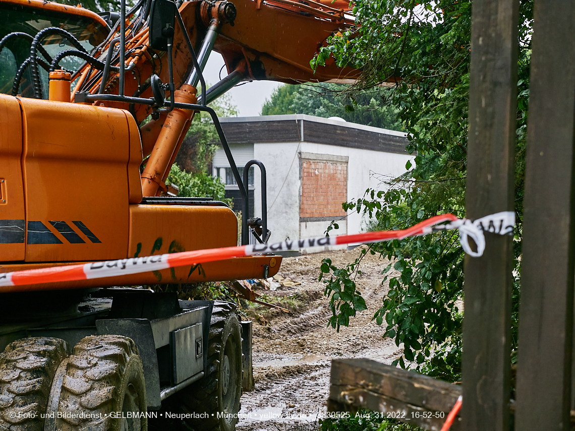 31.08.2022 - Baustelle an der Niederalmstraße 16 und Hugo-Lang-Bogen 13 in Neuperlach-Trudering